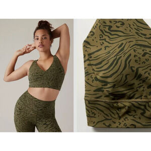 Athleta Transcend‎ Plunge Sports Bra Large D-DD Nina Animal Print Olive NWT $59